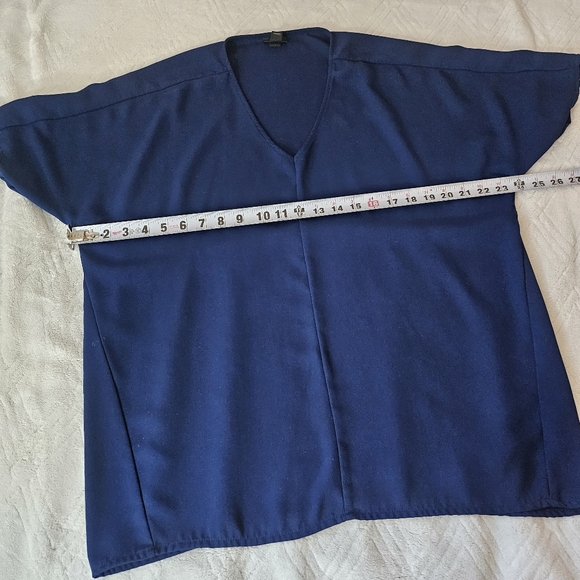 Worthington Navy Blue V-Neck Short Sleeve Blouse Size Med - Picture 5 of 8